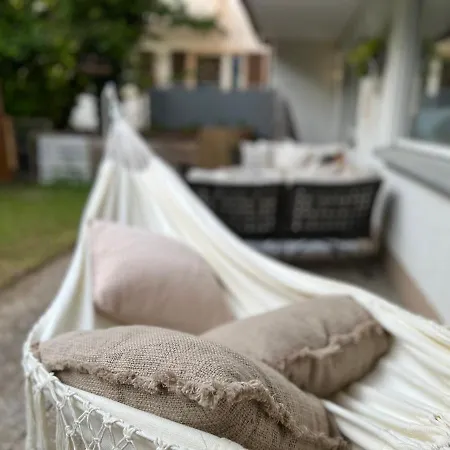 Blackncozy - Modern&stylish Mit Boxspringbett Und Terrasse Für 4 Bad Bellingen