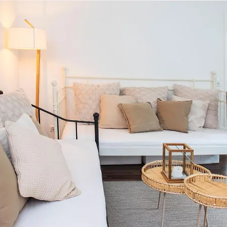 Apartment Blackncozy - Modern&stylish Mit Boxspringbett Und Terrasse Für 4 *