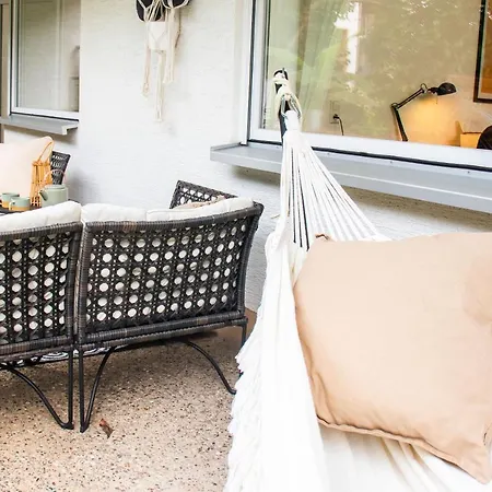 Blackncozy - Modern&stylish Mit Boxspringbett Und Terrasse Für 4 Bad Bellingen