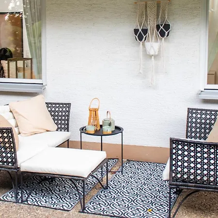 Blackncozy - Modern&stylish Mit Boxspringbett Und Terrasse Für 4